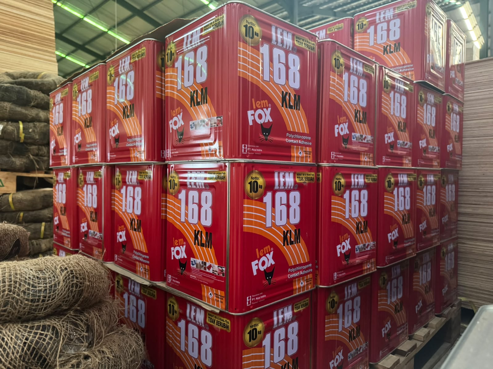 Persiapan pengiriman material ke pelanggan Sumber Rejo